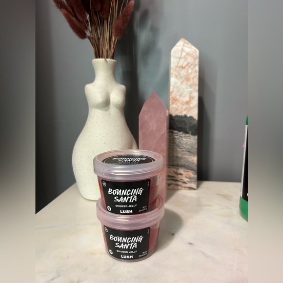 Bouncing Santa Shower Jelly #2 🫧 - Picture 1 of 2